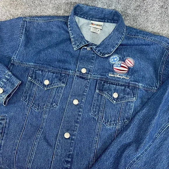 Vintage Walt Disney World Denim Jacket Mickey Mouse USA Flag Embroidered Adult M